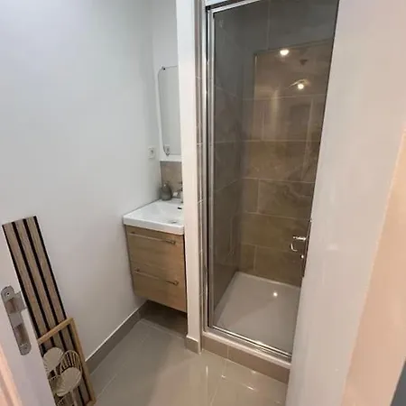 Apartman Charmant T4 Centre *