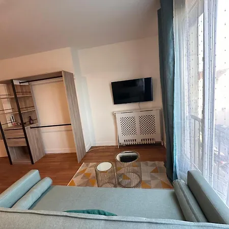 Apartman Charmant T4 Centre Pontoise